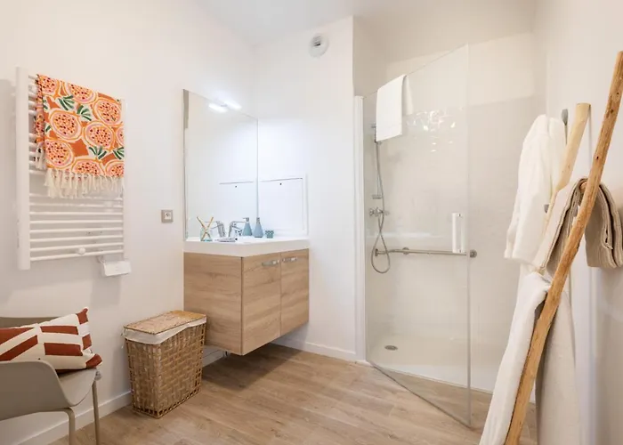 Oh Activ Pau-billere 3* Billere